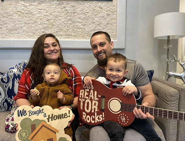 About Us - Upward Lending